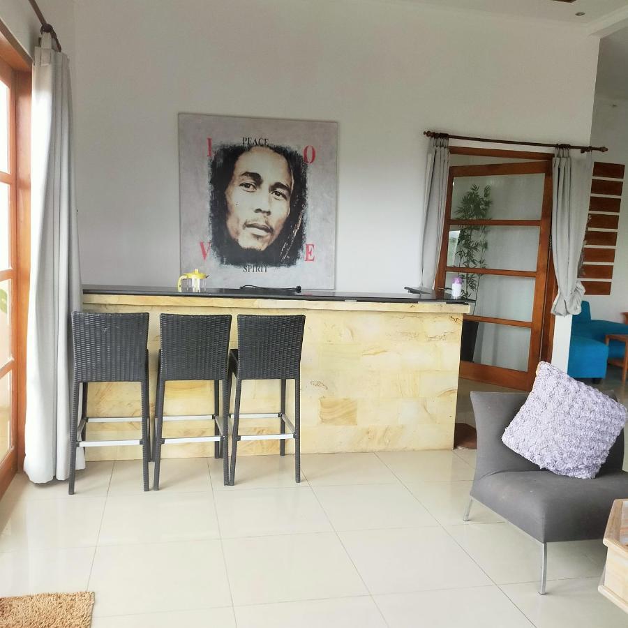 Villa Damay Dua ロヴィーナ エクステリア 写真