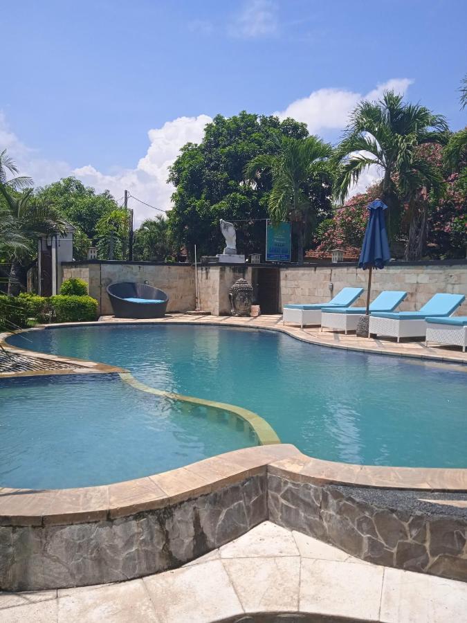 Villa Damay Dua ロヴィーナ エクステリア 写真